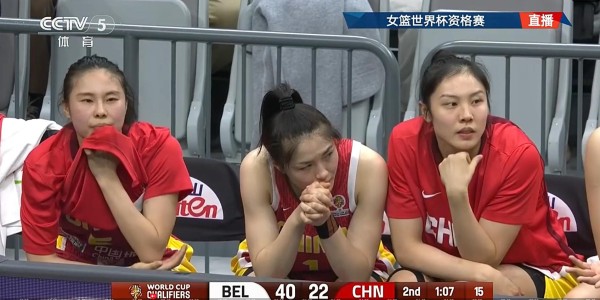 乐鱼leyu平台-辜负宫鲁鸣！16分钟0分5失误，在场输14分，昔日功勋居然不如新人